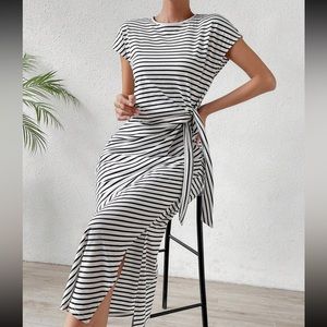 Classic Striped Print Batwing Sleeve Split Thigh Dress
